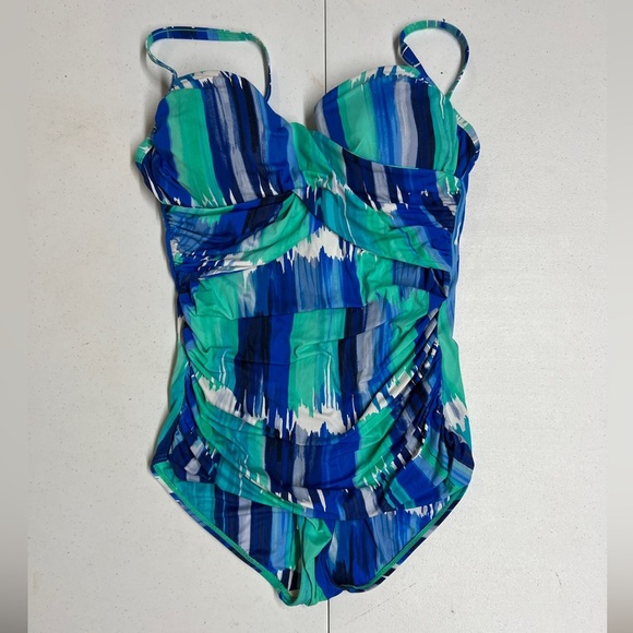 Women’s push up one piece swim suit - Picture 1 of 4